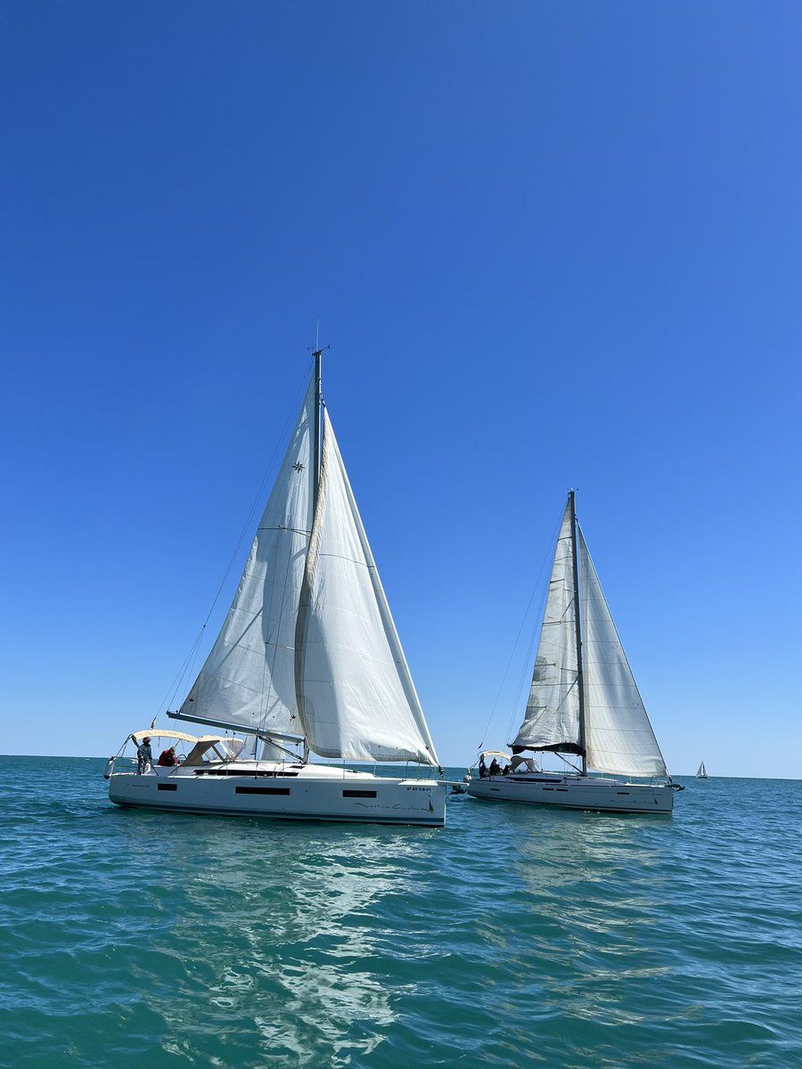 aproacheyachts's tweet photo. La primera manga de la XXIV Regata Turkana a favor de @CirugiaTurkana ha estado muy reñida.
#aproacheyachting #aproachesolidario 
#HelpTurkana #CirugíaenTurkana #nauticacorcho
#marinadedenia 
#regataturkana https://t.co/q0LHPPUTrj