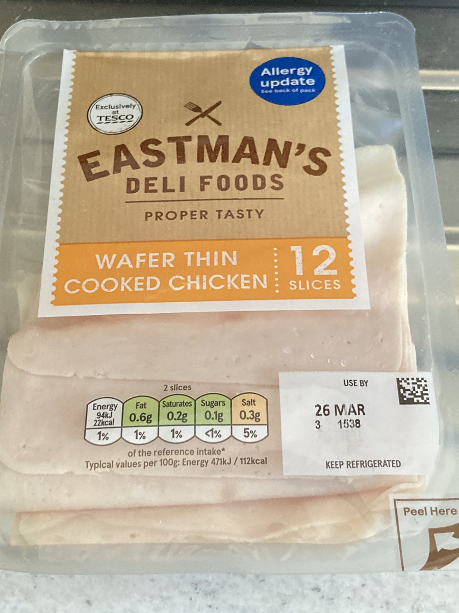 Dodey73's tweet photo. @Tesco hi! My parents shop in Tesco in Turriff and on 31/3 bought the following chicken and it was 5 days out of date.  What can you do? https://t.co/AZwlVX2EWT
