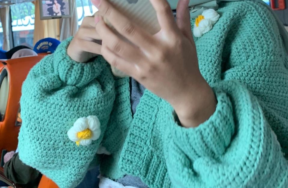 certainstar's tweet photo. @ohmybeautybank inii, empuk trus anget gitu. aku crochet sendiri https://t.co/GrqB8B6MbM