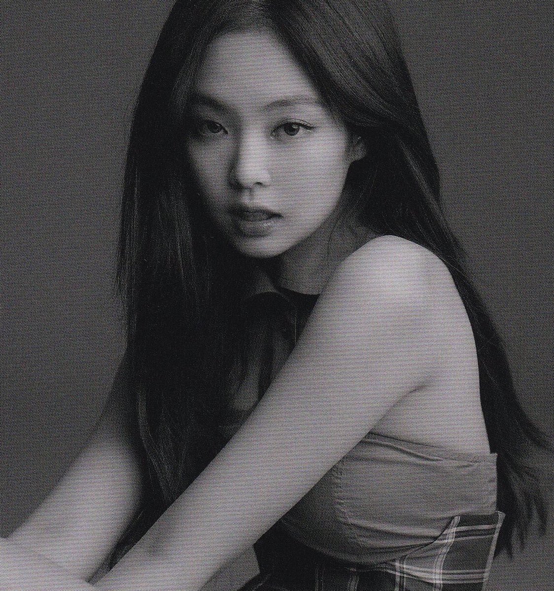 jencentrics's tweet photo. #제니 #JENNIE https://t.co/t6sakt5PfV