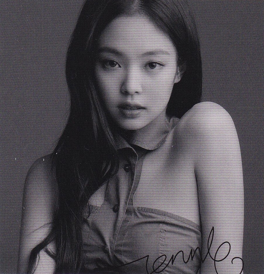 jencentrics's tweet photo. #제니 #JENNIE https://t.co/t6sakt5PfV