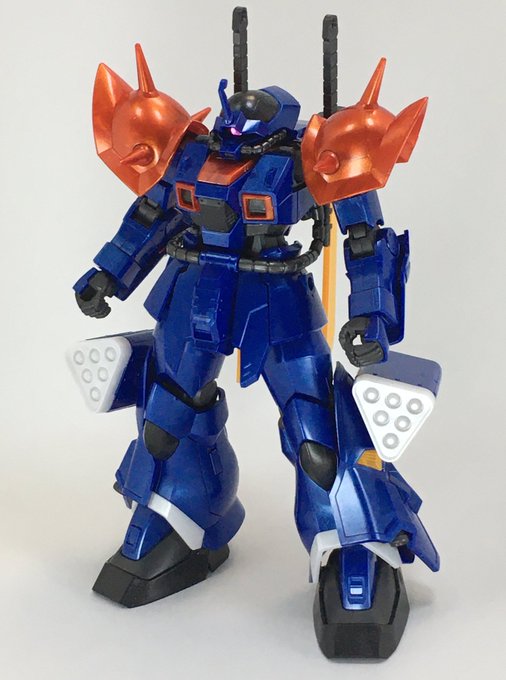 イフリート改グロスインジェクション版 青の高級感と赤のメタリック感でかなり豪華に見えますね 現状ノーマルより入手しやすいのはご愛嬌 