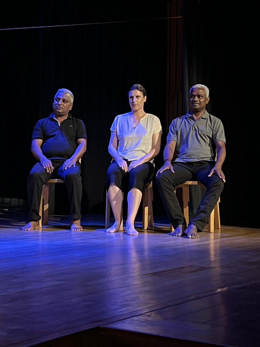 alliancefrdelhi's tweet photo. Live with second event of #BonjourIndia with Alliance Française de Delhi, S. Thala an Indian Suite - a performance inspired by Marguerite Duras’ writing!

@FranceinIndia @ifiofficiel 

#SThala #French #FrenchNetwork #Literature #Poetry #Dance #Alliance https://t.co/bNr4kq8l8D