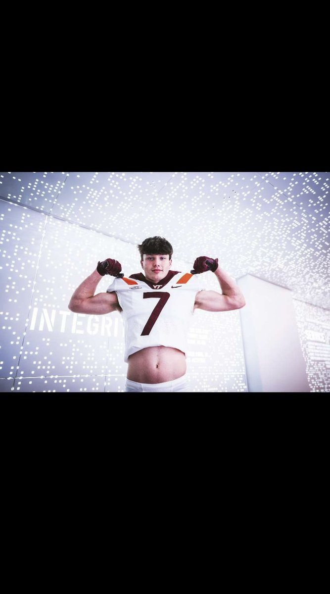 thanks to <a href="/HokiesFB/">Virginia Tech Football</a> for taking these! <a href="/CoachPryVT/">Brent Pry</a> <a href="/BaylorMarcell/">Marcell Baylor</a> @CoachPrioleauVT