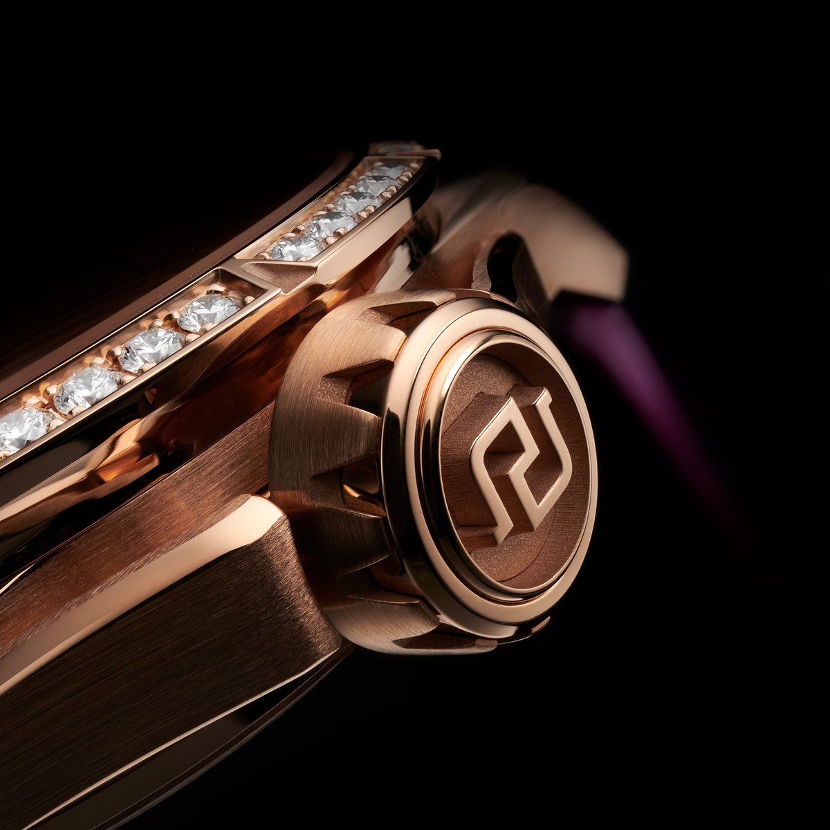 Roger_Dubuis's tweet photo. Experience Hyper Horology in the most exciting way possible with the Excalibur Monobalancier. An extravagant & contemporary piece reinterpreted for the modern world. 💥
https://t.co/NrCByol5rr
#RogerDubuis #Excalibur #Monobalancier #NoRulesOurGame #WatchesandWonders https://t.co/MiKOutFuoF