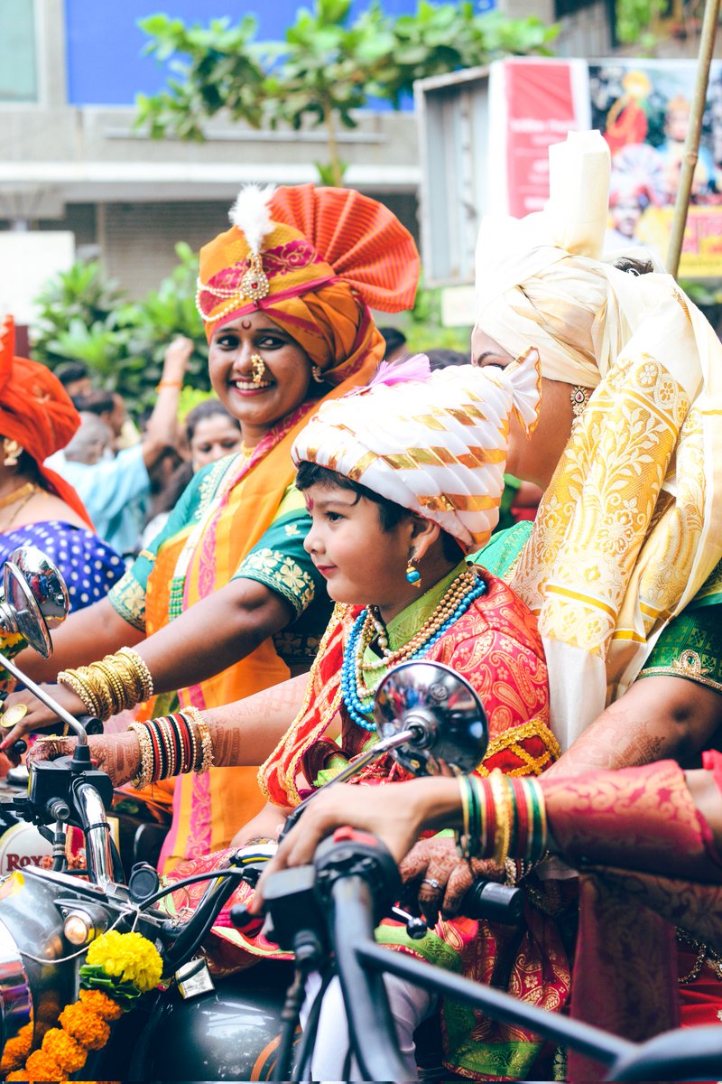 Faces of #ShobhaYatra 😍
📍Girgaon,Mumbai. @mumbaimatterz @baxirahul @maha_tourism @MumbaiPolice #GudiPadwa #gudipadwa2022 #gudipadwaspecial #gudipadwawishes #gudipadwacelebration #maharashtraunlimited #MarathiNavvarsh #MarathiNewYear @PlanetMarathi @maharashtra @mumbaiheritage