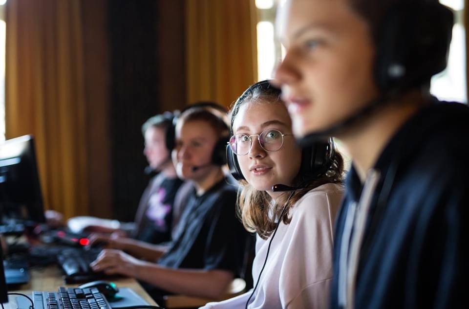 GÖTEBORG
Vår fina förening Göteborg E-sport behöver peppade personer som har lust att driva den ideella verksamheten vidare. Vi har bra samarbeten med tex kommunen och brukar ha mkt uppskattade sommarläger. Vill du eller vet du någon som skulle vilja engagera sig?