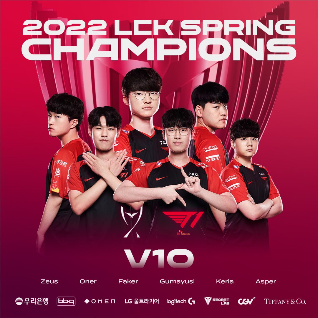 NLELoL's tweet photo. T1 levanta su décimo campeonato de #LCK luego de vencer a Gen. G por 3-1.
Con esto los convierte en los primeros clasificados a #MSI2022 https://t.co/VWToembiWe