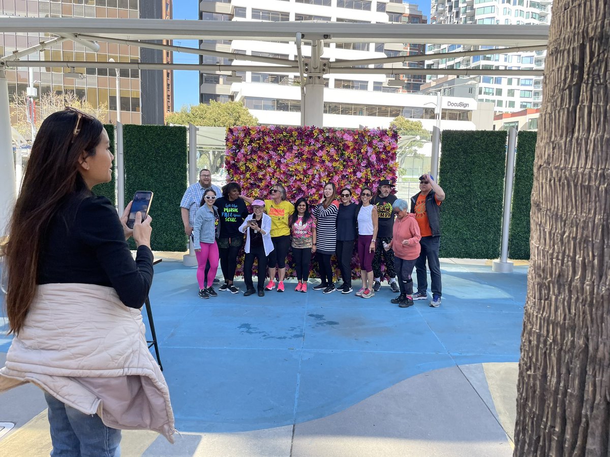 chadnico's tweet photo. Awesome #FridayFun w/our @ymcasf @EmbarcaderoYMCA team at beautiful @eastcutcrossing (tks Lillian Phan🙏🏽!!) fr ‘Trade Zoom 4 Zumba’! Part of Mayor @LondonBreed’s #BloomSF effort 2 help revitalize #DownTown #SanFrancisco!! Tks @rodneyfong 4 the connect!! #Community #HealthyLiving https://t.co/gIWTYmkCOc