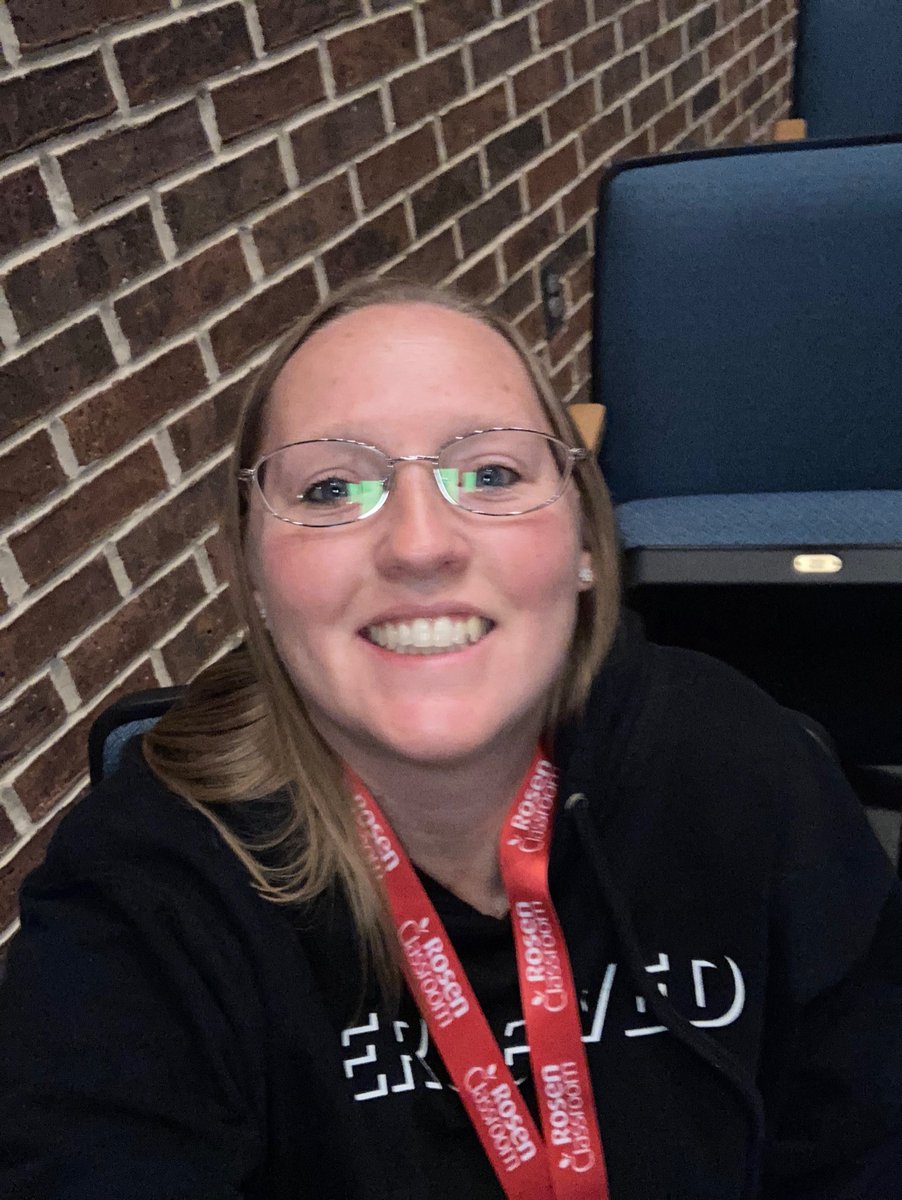 amy thompson tweet media