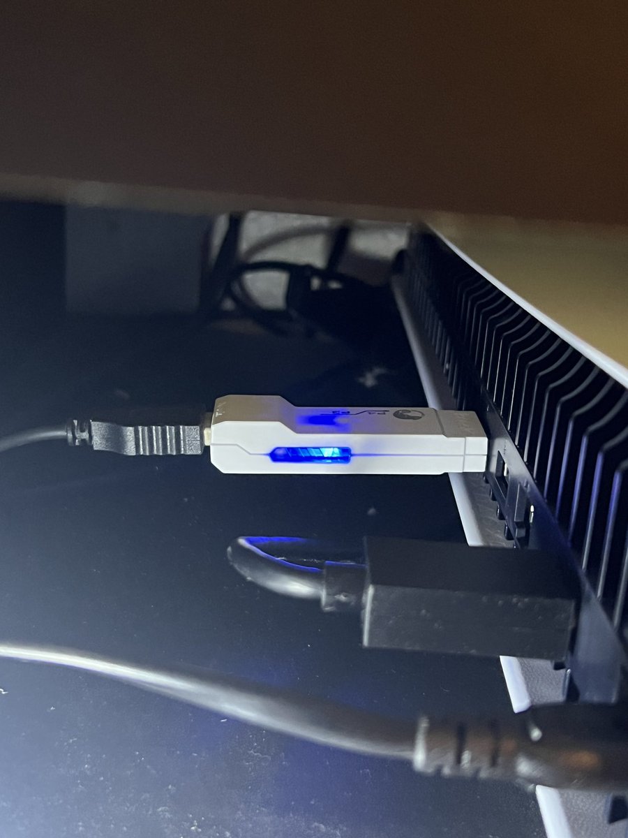 garyu_euro's tweet photo. 忘備録として。
折角念願の #PS5 で #GT7 、と言うわけで、手持ちのハンコンが使えるか色々試行錯誤。懐かしの #Logicool #DrivingForceGT はPS3対応なので、結論から言うとPS5でGT7をやるには
不十分と言った感じ。#Brook の #P3toP4 で最初は動作しましたが、
やはり8分ほどで切断されて操作不能に。 https://t.co/fm6hqKe1sQ