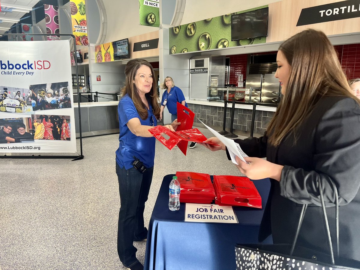 LubbockISD's tweet photo. It’s a beautiful morning for our Teacher Job Fair, where you can find every campus and program represented. Come see us! https://t.co/xHin6DhOfH
