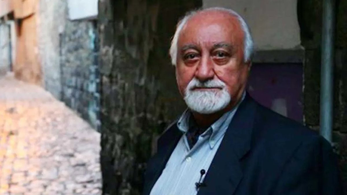 muammerbilgic__'s tweet photo. #yeryüzügüncesi zoom toplantılarımıza  ayrı bir renk katan, amed'i, hançepek'i, karacadağ'ı, dicle'yi, toprak damlı evleri, hamravat'ı, loğ taşını ve daha fazlasını şiir tadında anlatan güzel insan diyarbakırlı mıgırdiç margosyan'ı yitirdik. tüm sevenlerine sabırlar diliyorum. https://t.co/xatcOJYzfg