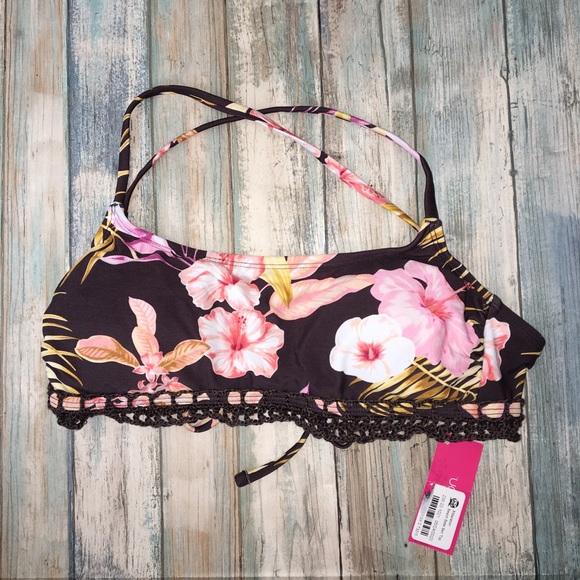Theatstylez's tweet photo. So good I had to share! Check out all the items I'm loving on @Poshmarkapp #poshmark #fashion #style #shopmycloset #oliviajoy #marcbymarcjacobs #xhilaration: https://t.co/F2xhFZKNkM https://t.co/05qd5PuwSW