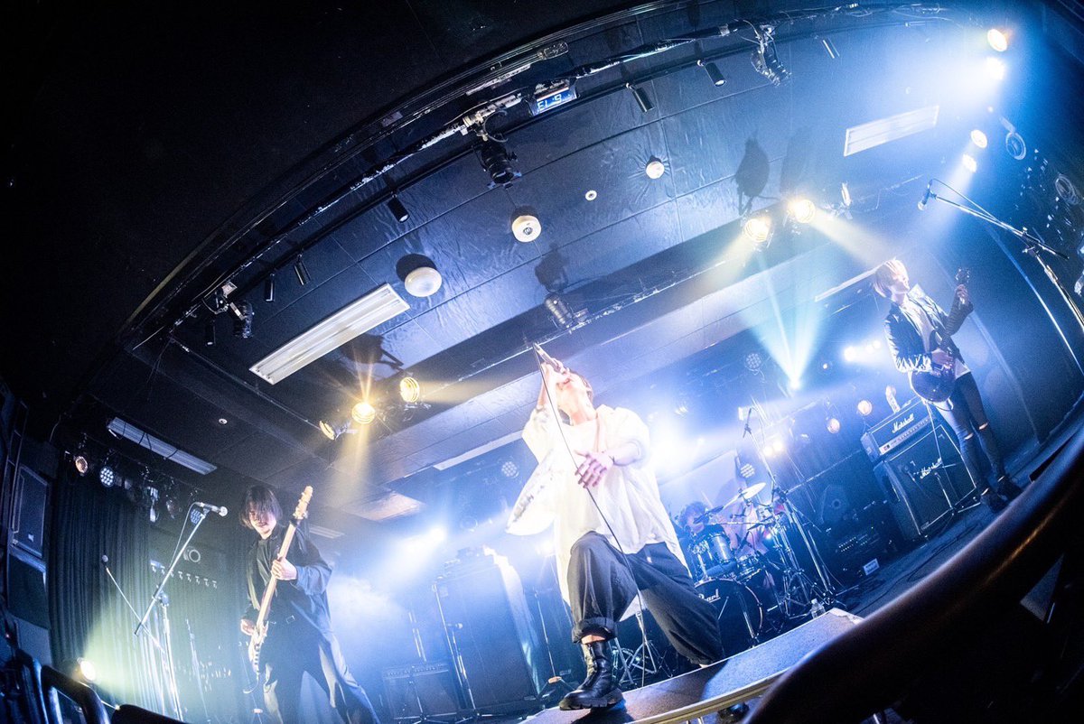 rap__official's tweet photo. 22.03.30.(Wed)

Zeela Pre. RAMPAGE V

UMEDA Zeela

ーーーーーーーーーーーー
SE
01.PARAPHRASE
02.Holy Light
03.Hang Out
04.Wings of ratite
05.Polaris
ーーーーーーーーーーーー

photo by . @stk_photo_d80 

#RAISEALLPAINTINGS #RAP
#RAISEALLPAINTINGS2022 https://t.co/T0q8DX9rDr