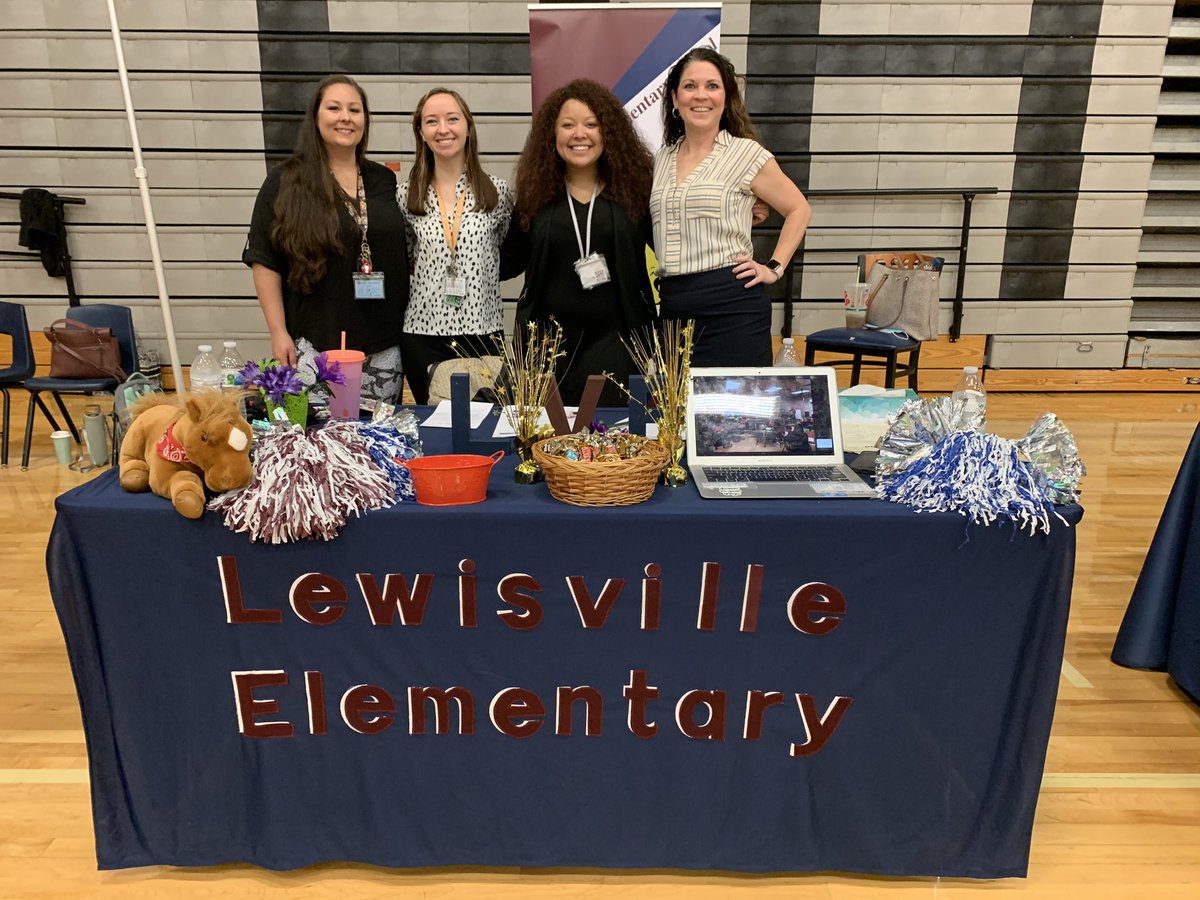 ValdesNativ's tweet photo. Looking for new Pony Family members at the LISD job fair @LewisvilleES #theponyway https://t.co/xvyAyCKyiC