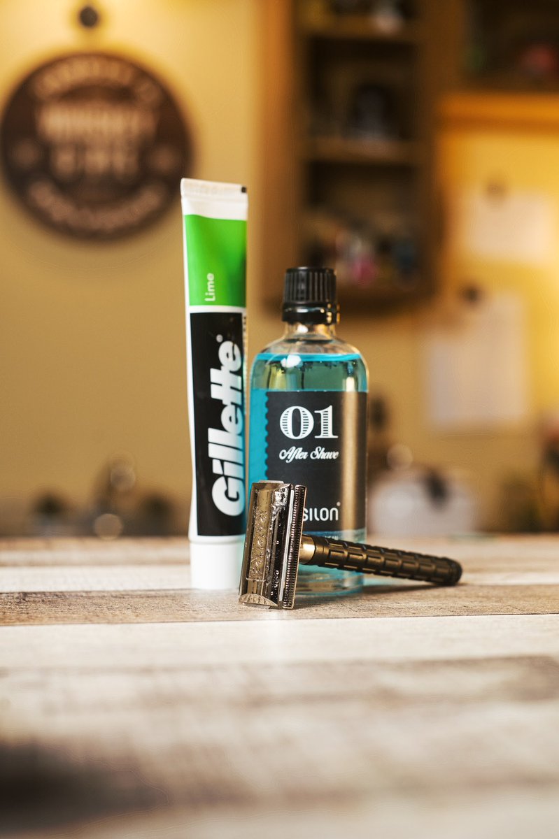 GTARDIF86's tweet photo. SOTD: 04/02/2022 

Razor: Rapira Platinum Lux
Soap: Gillette  Lime Cream
Aftershave: Epsilon Blue Mediterranean  Aftershave

#citrusweek #shaveoftheday #traditionalshaving #cheapshave

  - Shared from My Shave Den for iOS https://t.co/FJ9MIloTwL