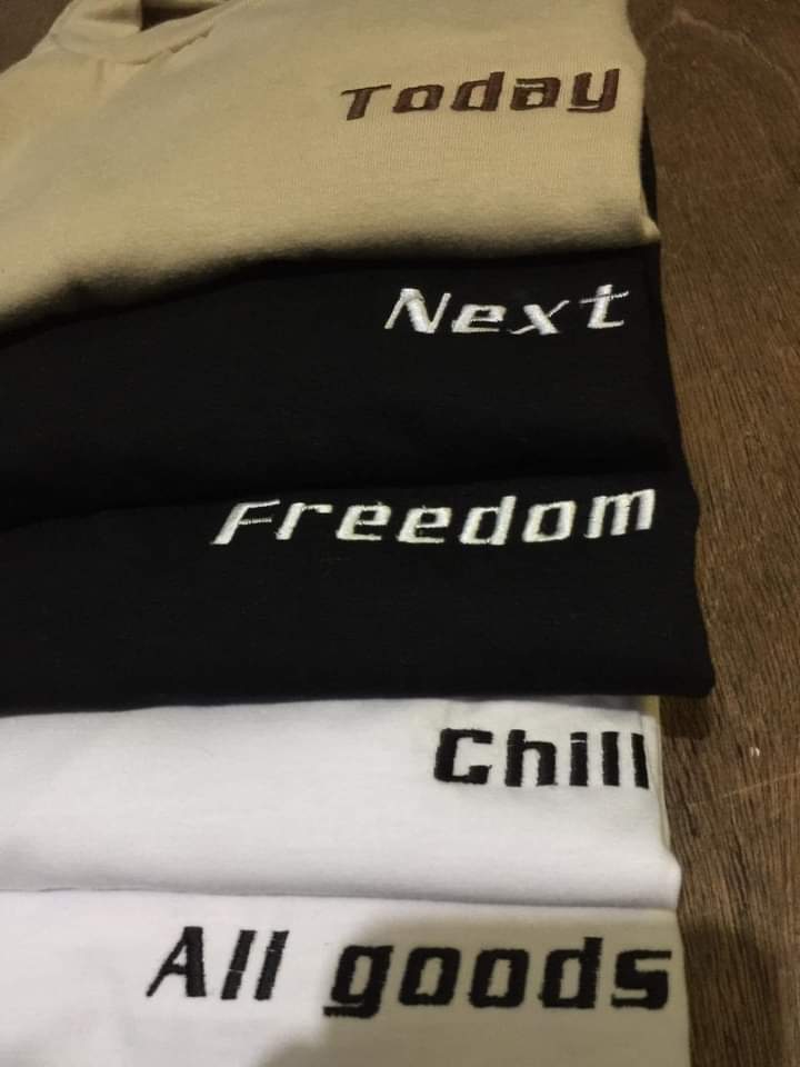 stellvesrie's tweet photo. hi po [not esbi related] but my ate po is selling some t-shirts. pede pong plain lang or pede rin kayong mag pa customized tshirt. pede ka pong mamili ng color ng tshirt and u can also customized what word or anything na gusto mo po ipalagay sa shirt. hehe for more po dm me! <3 https://t.co/HGHb9XjMc1