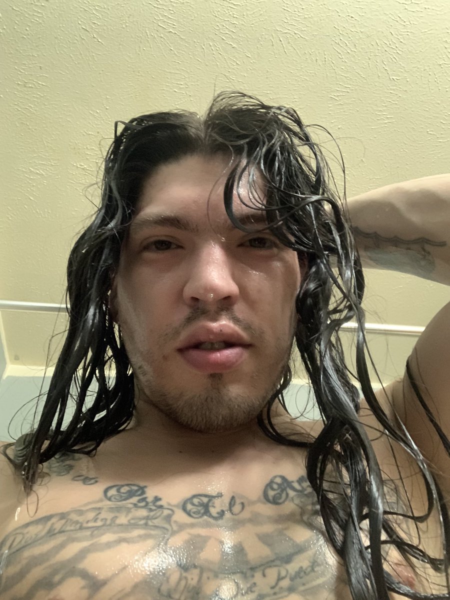 Nothing Better Then A Steamy Shower!😫😯 #SHAVETIME #LONGHAIRKING #KINGCONTENT #KINGFRANK #SAYHISOMETIME 😘🤪😈