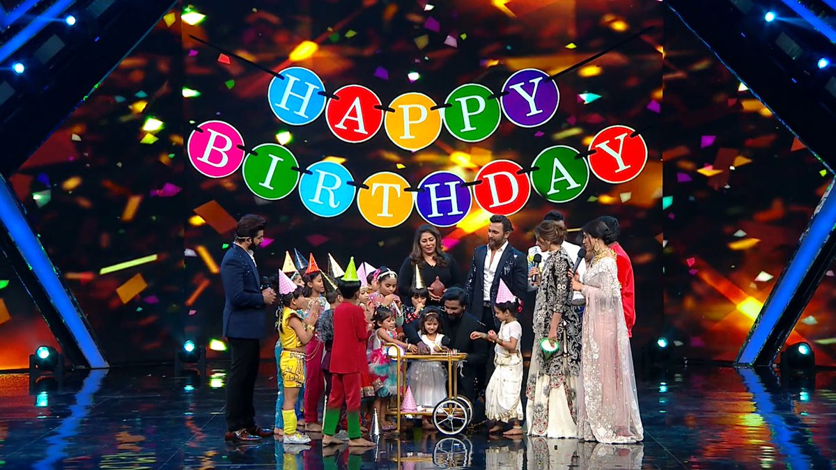 To the man who steals your heart and makes you groove!  🤩
Happy Birthday #RemoDsouza 
#DIDLilMasters  #DanceKeBaap #GrandPremiere 
<a href="/remodsouza/">Remo gopi dsouza</a>