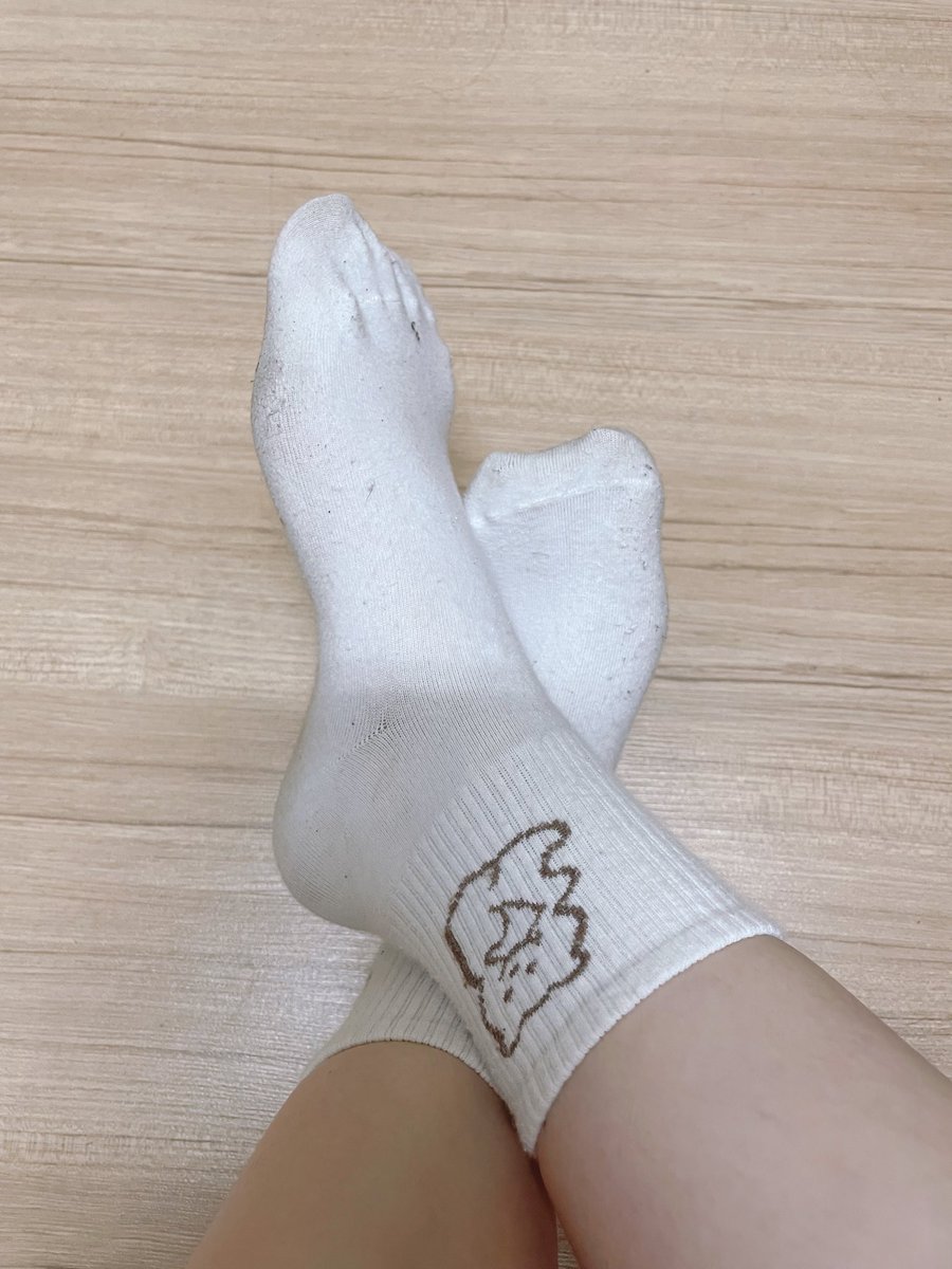 amber1634's tweet photo. 有使用痕跡的可愛圖案七日襪現貨販售中✨
出貨前會再免費加穿一天
#足控福利 #足控 #足控えめ #足 #腿控 #腿控福利 #腿 #足部 #原味絲襪 #原味襪 #原味襪子 #原味 #裸足 #戀足 #腳 #腳控 #腳趾 #腳趾控 #腳趾頭 #腳背 #腳底 #足趾 #素足 #美足 https://t.co/w1EAM8NOKi