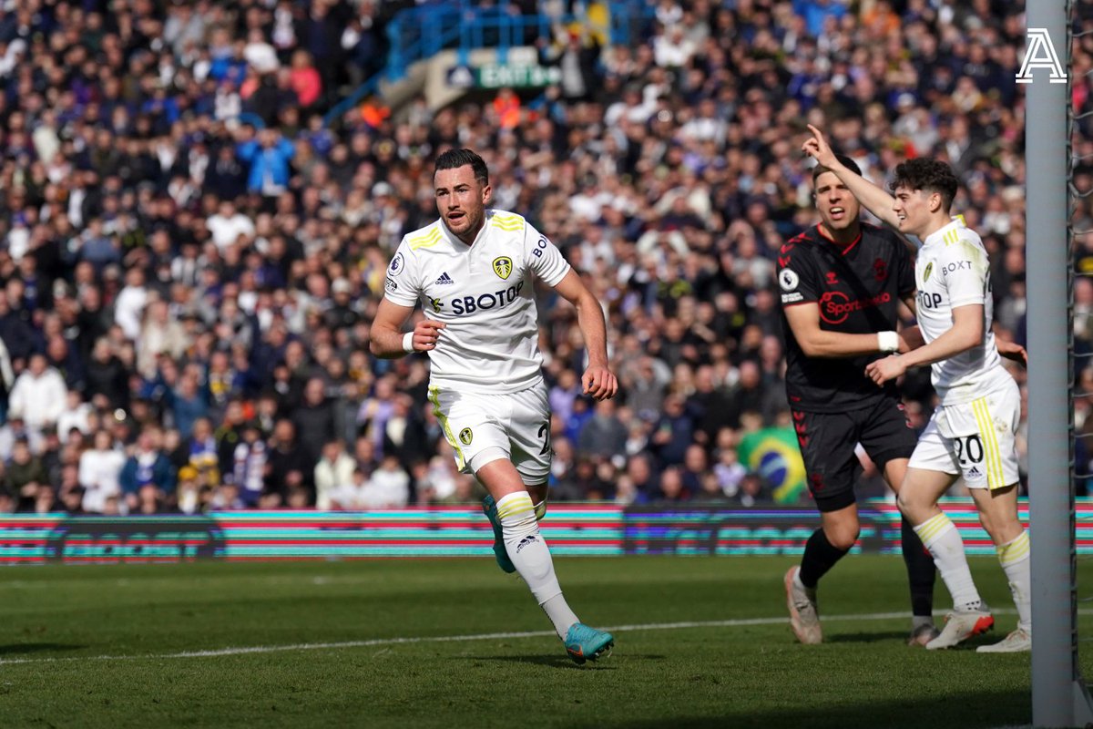 TheAthleticFC's tweet photo. Leeds United are 10 points clear of the relegation zone as things stand...
Jack Harrison's second goal in as many matches has put #LUFC in front against #SaintsFC
#LEESOT https://t.co/GfW6bXSI5V