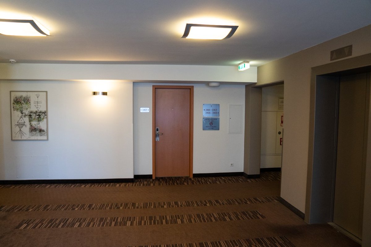 VirtualFurence's tweet photo. @syuutingbe Because it's also a real hotel :) https://t.co/JLQqvO3Ihd