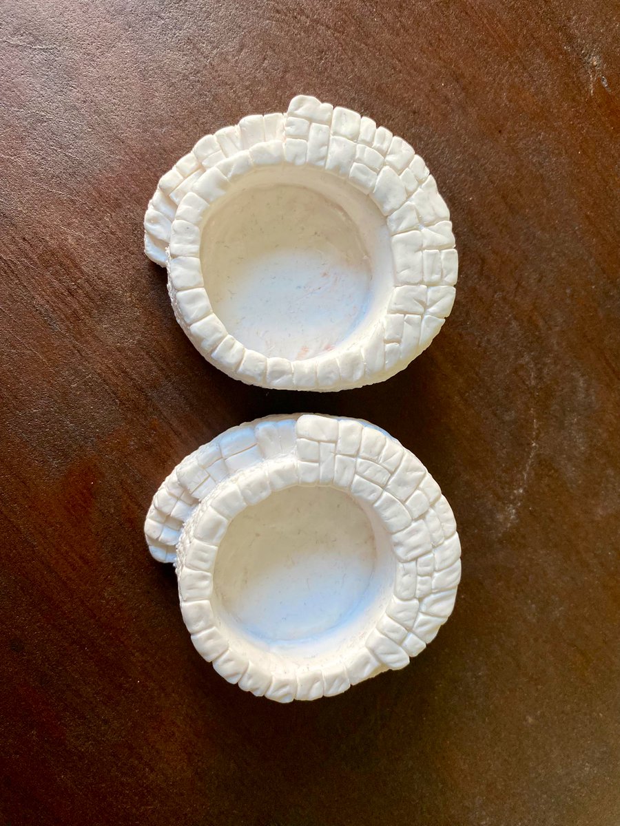 tartan_beastie's tweet photo. Took some time this week to create a pair of stone well tea lights holders.  Can’t wait to get these painted up! 

#handmade #polymerclay #creative https://t.co/hxOJ25RgU0