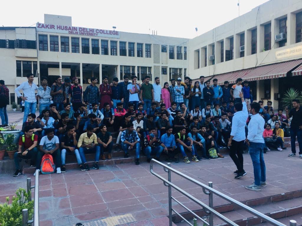 Azeem_CC's tweet photo. Some old memories and the struggle continues
#2018 #Duelections #zhdce https://t.co/VQE1GJ5MQf