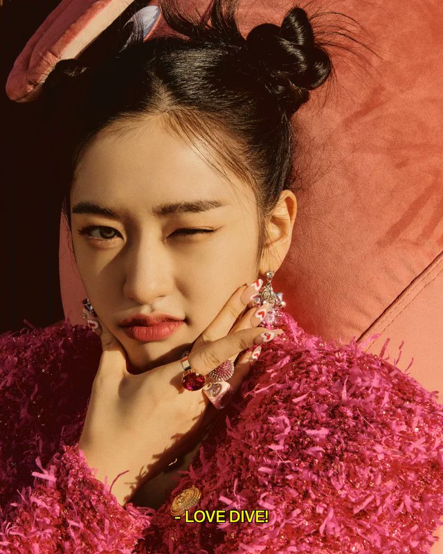 FoxBoxKPop's tweet photo. 🇬🇧 More concept photos of IVE for their second single album 'LOVE DIVE'. 📷

🇧🇷 Mais fotos conceituais do IVE para o seu segundo álbum single 'LOVE DIVE'. 📷

#IVE #IVE_LOVEDIVE #KPop https://t.co/G70HtmlGct