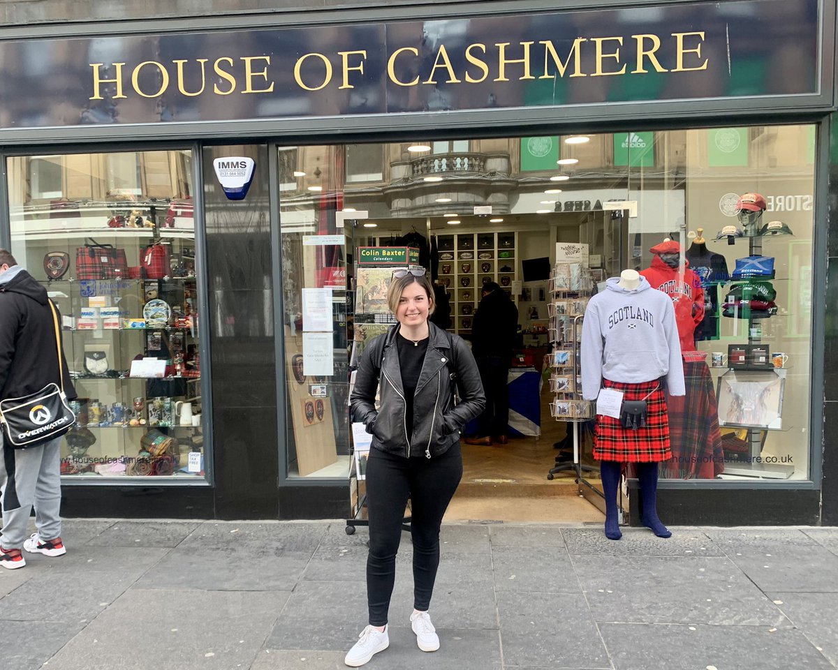 charm ✨ tweet media