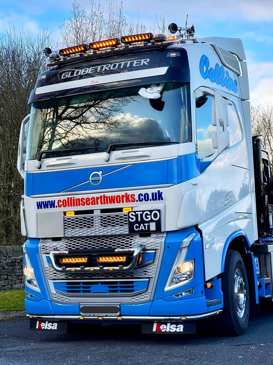 O5OGT's tweet photo. Collected @Collins_Earth New @VolvoTrucksUK today from @KelsaTrucks another cracking job by Darren &amp; his team
on the bar &amp; light fitments 💯 

Nearly time to put her into action:
Construction industry ✅
Cabin moves✅
Nation wide service ✅ https://t.co/uKiy79fueR