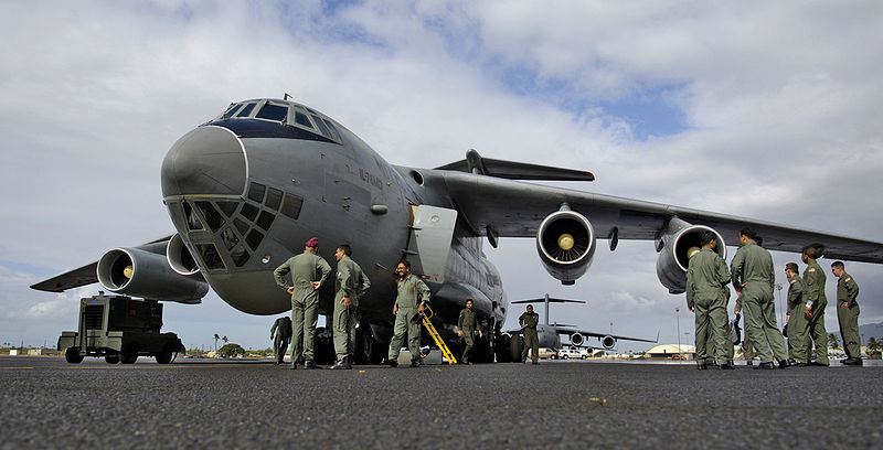 Battle of Kyiv Thread 12/While this battle for the airport was under way, the main air assault force (7,000 more men & their armored vehicles) arrived over the airport in giant IL 76 transport cargo jets. They attempted to land. Ukraine shot down two IL 76. Landing was aborted