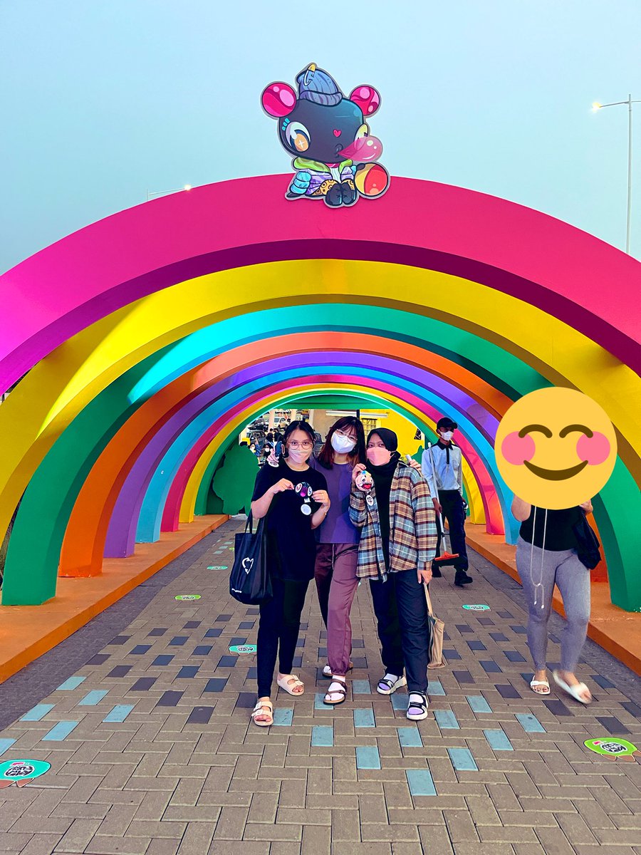 cristnie's tweet photo. First time go to carnival! #FuruFest 🙌🏻🙌🏻 We got some of the Crane plushies after so many attempts BUT ITS SO CHALLENGING! MUST TRY HAHAHA
.
Will come again?? YES FOR SUREEEE!
Let me adopt all the plushies later yaaa 🫣 I WANT IT!! MUST GOT IT!
@KarafuruNFT https://t.co/uLLGDS5zZu