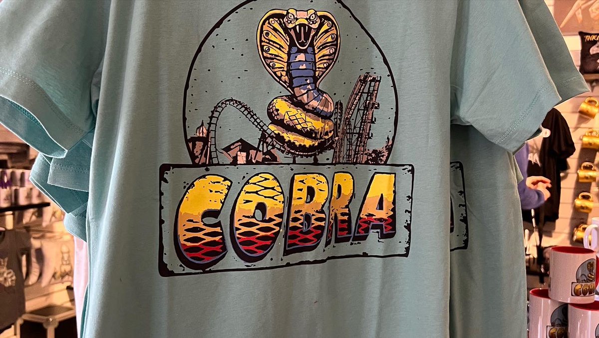 WalibiBand's tweet photo. [NL] Er zijn dit seizoen enkele nieuwe parksouvenirs te vinden in de shops. 

[FR] Il y a de nouveaux souvenirs du parc dans les magasins cette saison. 

#walibiband #live #souvenirs #walibibelgium https://t.co/kg9NuFTWP3