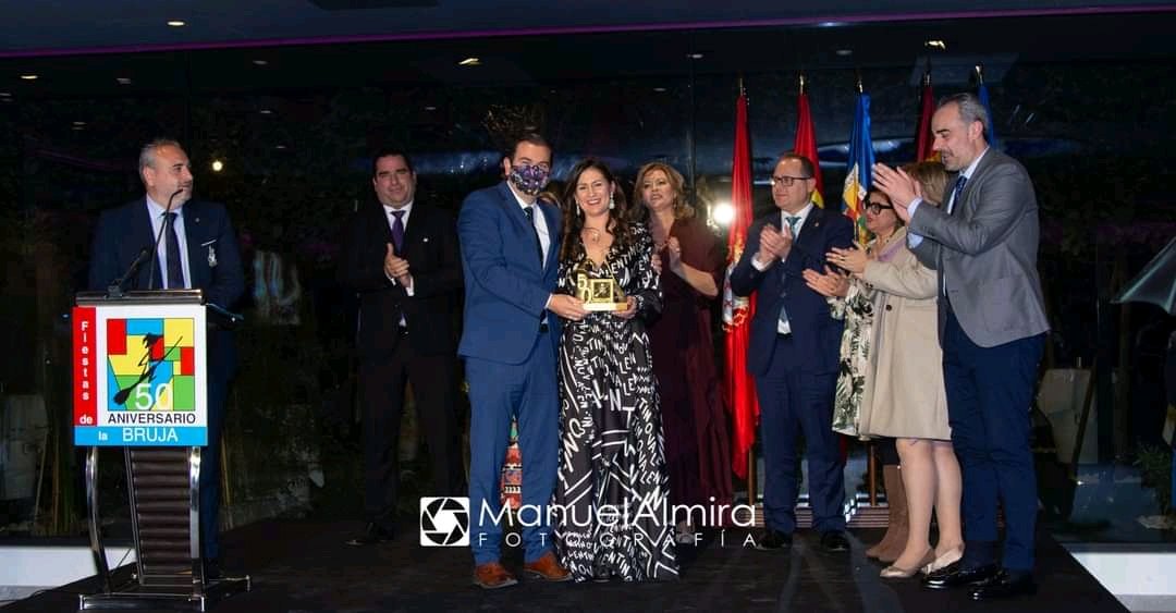 LiberalAlcanta's tweet photo. En el día de ayer el Concejal Liberal, @Alejandrodgl, asistió a la Gala Aniversario 50 años de Fiestas de la Bruja.
Donde se homenajeó a todas las personas y entidades que han hecho posible que las Fiestas sean como las conocemos hoy.
¡Gracias a todos! https://t.co/0xo1LMLGn5