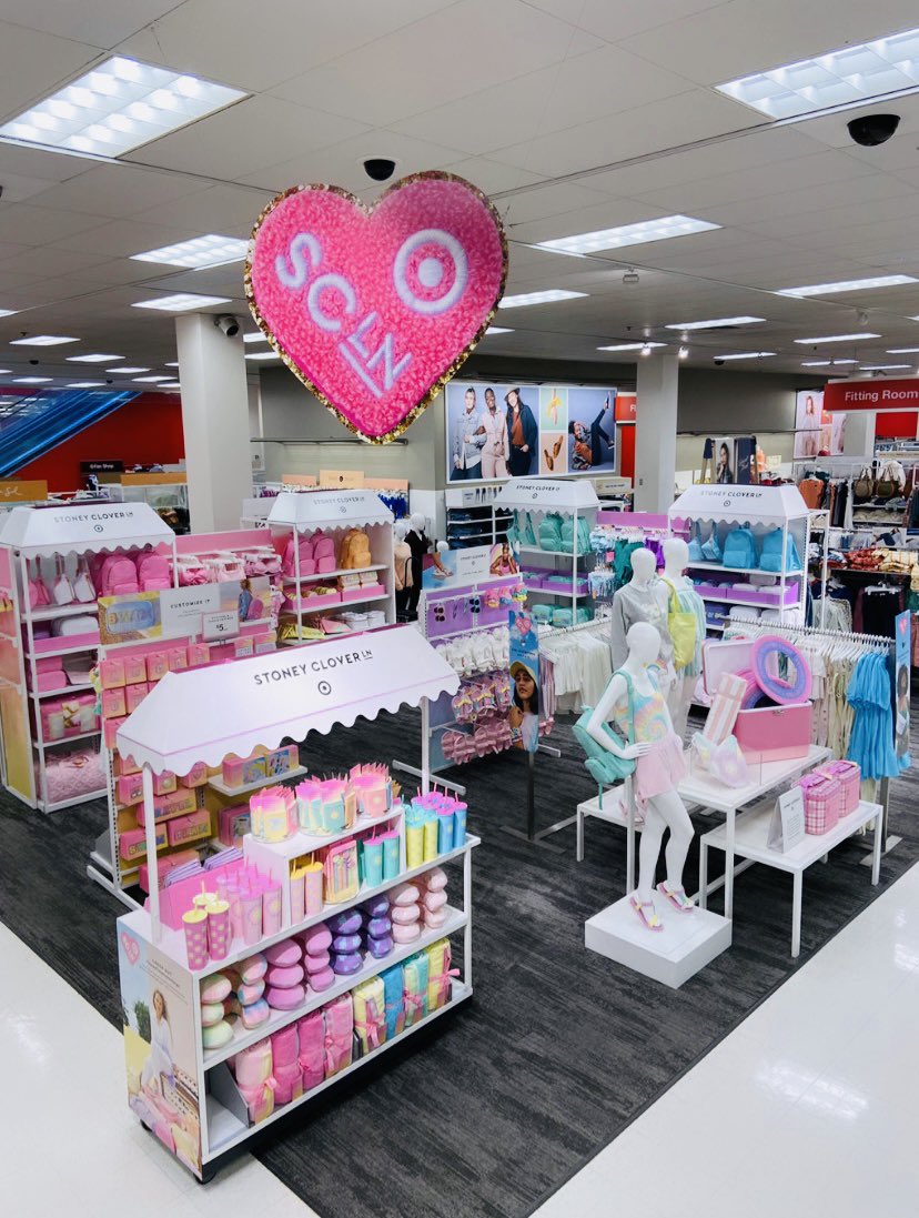 Had such a great time setting this BEAUTIFUL collaboration alongside Style TL Natalie, w/ assistance from ETL <a href="/Patrick90582123/">Patrick</a>  

~ What better way to get ready for summer, than here at T1804? 💕💚🧡💙💜

#StoneyCloverLanexTarget #StoneyCloverxTarget