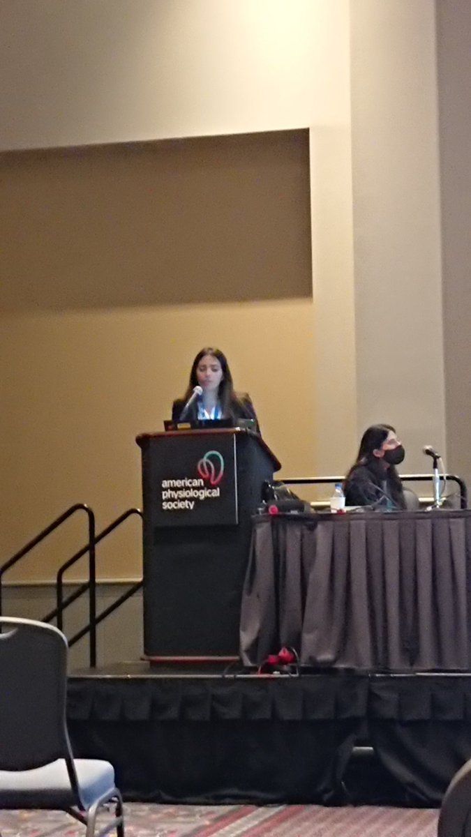 et_rein's tweet photo. Here we go, @LasaadSamia is presenting her work about Gdf15 and potassium balance at the pre-EB meeting @APSETG #EB2022. 👍👍💪 https://t.co/nSKiTTEdOk