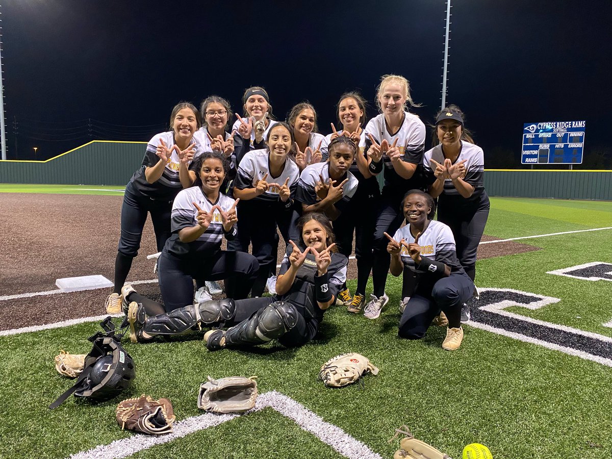 SwhsClub's tweet photo. Lady Tigers topple Cy Ridge Lady Rams in a nail biting game! Final score: 8-6! ๐ @SpringWoodsHigh @woods_2020 @sbisdathletics #tigercountry #swhssoftball #swhsladytigers #springwoods #springwoodssoftball https://t.co/iPYmtBChjP