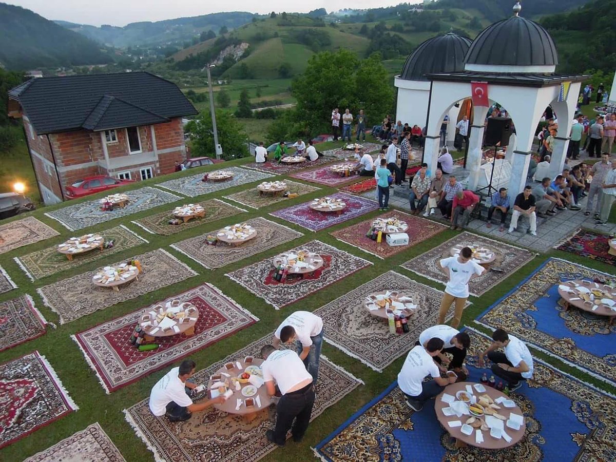 erhansanlii's tweet photo. 📍Bosna’da oruç açmak böyle bişey. https://t.co/rY0cnGFf0p