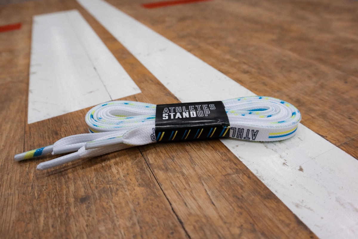 2⃣ Eure Adresse angeben.
3⃣ Bei einer Spende von mindestens 15€ machen sich die #athletesstandup-Laces per Post auf den Weg zu dir. (3/3)