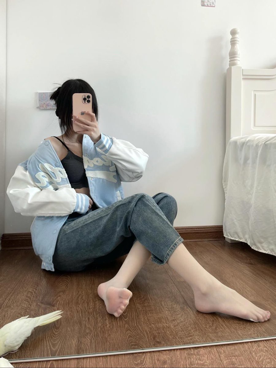 favorite_yezi's tweet photo. 最近真的是太忙啦 https://t.co/V4IYw2QCtS