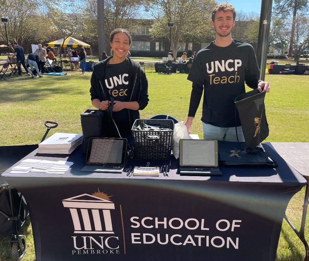 UNCPTeach's tweet photo. The School of Education is set up and ready to meet prospective students during todayβs spring open house event.
A great big THANK YOU to our current Brave Educator students and faculty for assisting with the event!
#uncpteach #therealmvps #gobraves https://t.co/E5dzjy3HIj