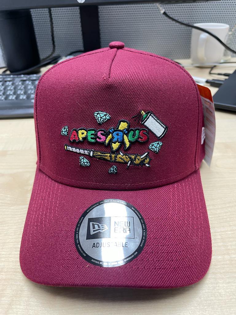 ApesRus_io's tweet photo. Apes R Us summary- 
@KatunVisual First artist to be on @SuperFarmDAO launchpad. 
First to implement New Era hats tied to ARU &amp; into NFTs. 
First to bring @WWFMy to the NFT space. 

Today will be the first samples for you to see. Enjoy many more firsts to come. 
@SuperFarmDAO https://t.co/UaissHACZ1