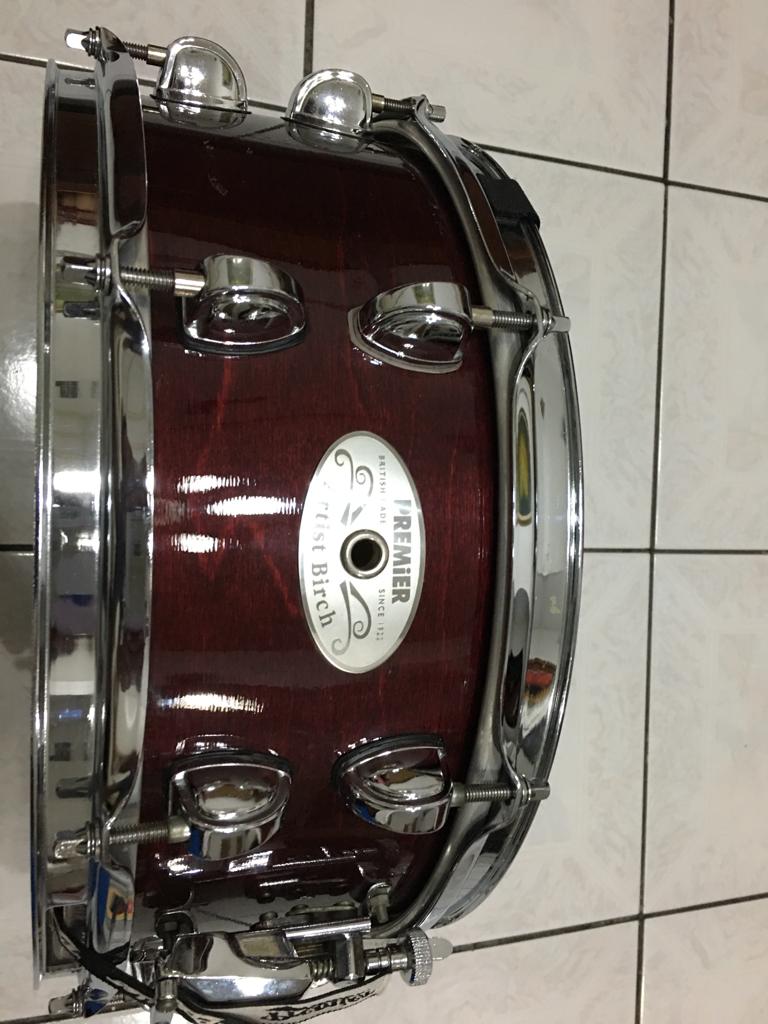 Artist series UK.mood booster penutup pekan ini