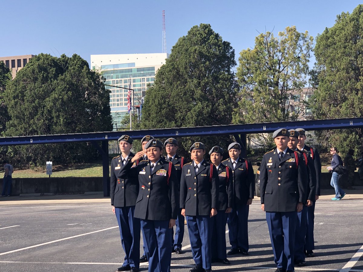 xac_JP2's tweet photo. In preparation for JROTC Nationals, the WC Queens Guard presents their drill in Regulation phase at Central Catholic HS. Go WC Cadets! ⁦@ilovemychargers⁩ ⁦@sachurchill⁩ ⁦@churchillpta⁩ ⁦@JrotcDai⁩ https://t.co/8ZrC94Vwvt