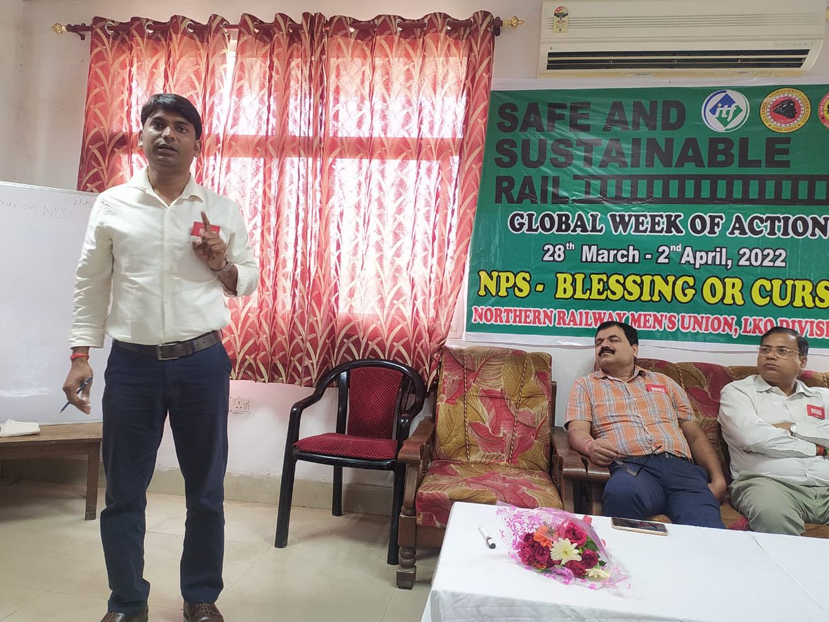 dsnrmulko_2003's tweet photo. On call of AIRF &amp; @ITFglobalunion NRMU LKO Div.organized seminar - 'NPS- Blessing or Curse',was adressed by @Shivagopalmish1, @dsnrmulko_2003, @Vivekavi2 &amp; many experts. Similar workshops were held by RBL,PRG &amp; AYC branches.NPS was condemned &amp; OPS demanded for sustained railway. https://t.co/wqRYz6ue92
