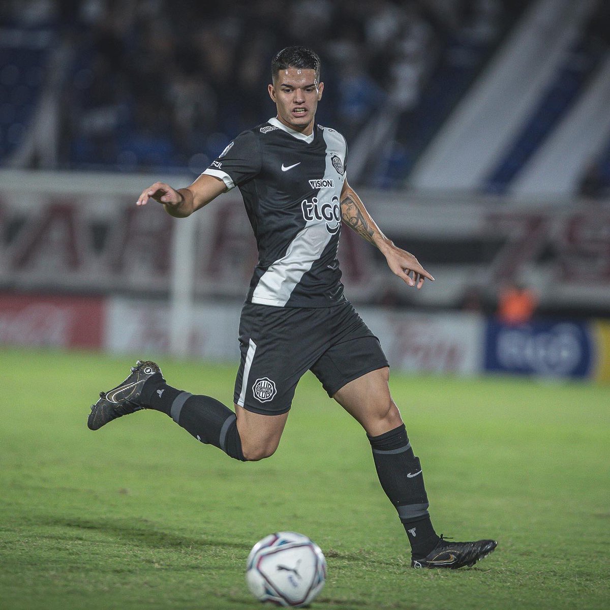 Feliz de volver 
Seguimos trabajando aun mas todavia 💪🏻