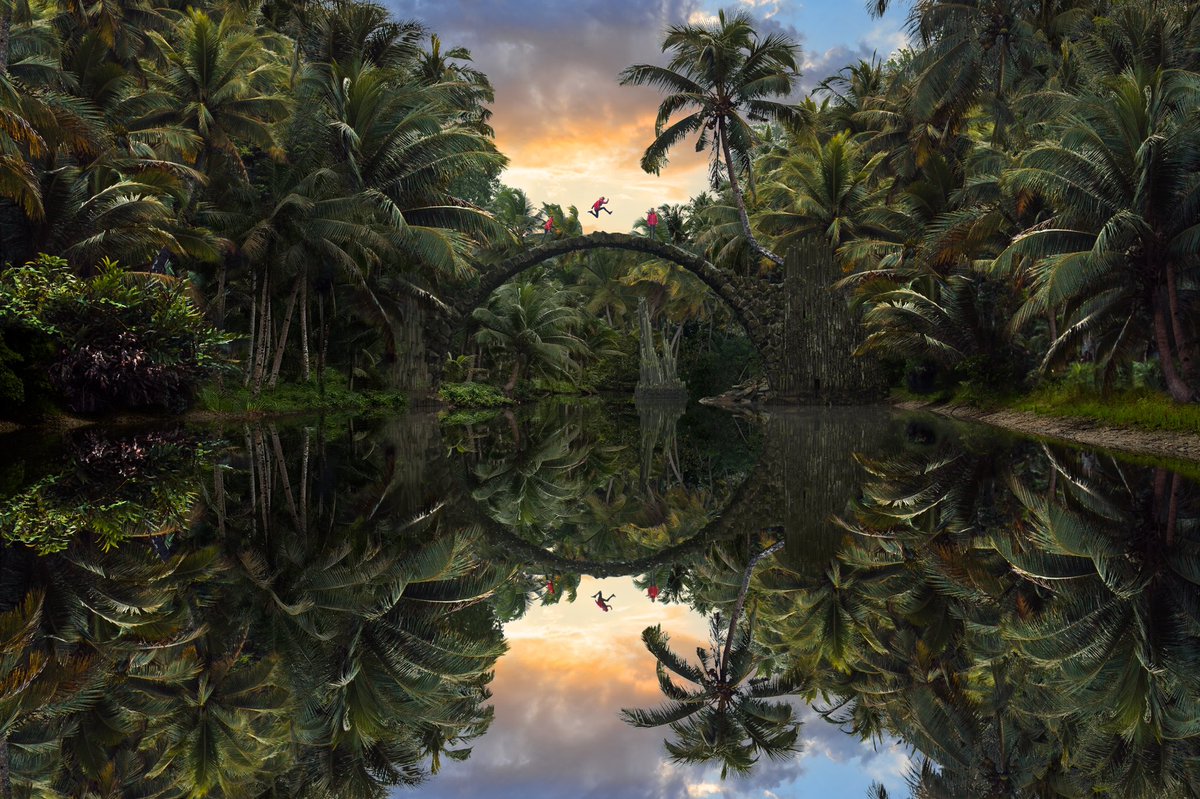 jacobriglin's tweet photo. gm — wanna win an AllowList spot for Reflections? Like, retweet and then comment below where the original photo was shot! I’ll pick a 3 winners from the correct answers in 24hrs! 👀 🌴 https://t.co/oEWd1FSeIo