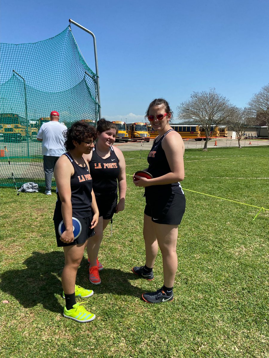 LaPorteRunning's tweet photo. JV girls were runners up for the district track meet this week. We had great performances and scored in almost every event!!  We are so proud of all of you for a great season. #GreatThingsHappenHere #LPTrack https://t.co/lDd5QraNrt